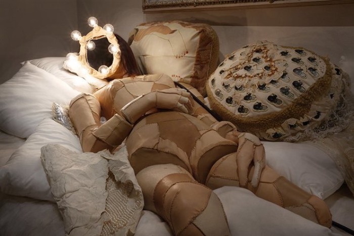 Mari_Katayama_protesi