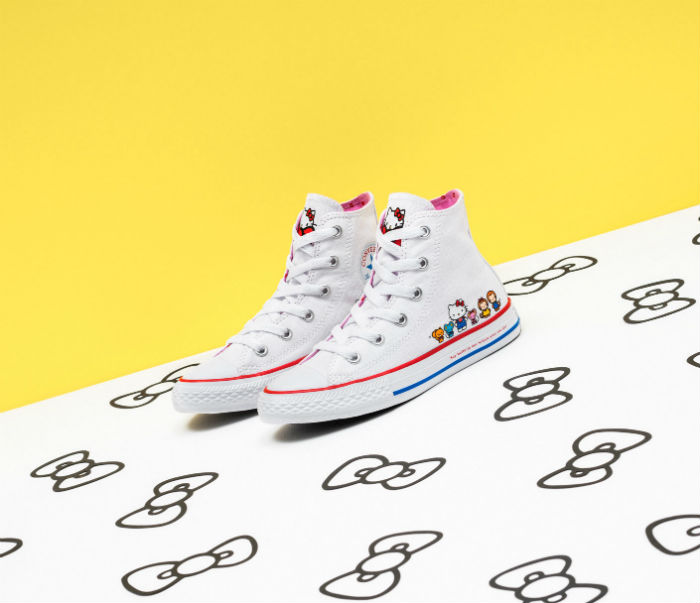 chuck taylor all star hello kitty