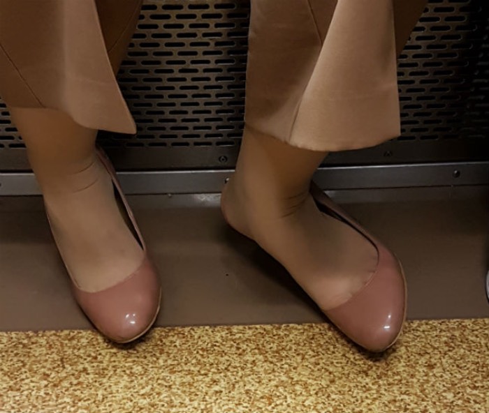 giapponesi-in-metro