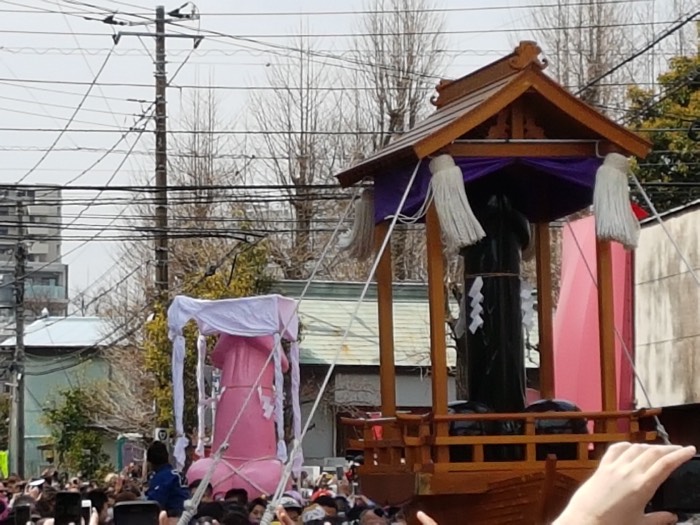 kanamara matsuri Kawasaki